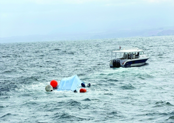 Oman condoles with France as 3 tourists die in boat accident