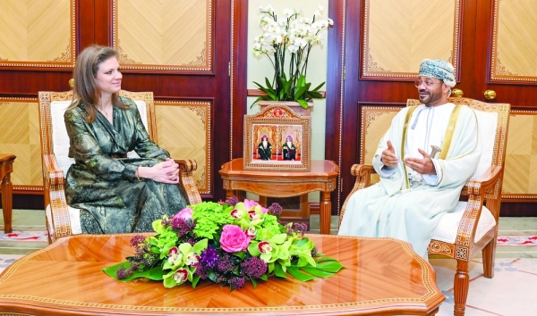 Foreign minister receives Hungarian official