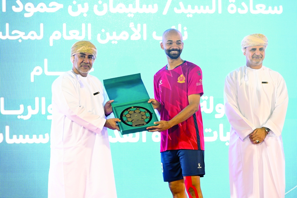 Al Faisal al Jabali (RCA) received the best player award. — Abdulwahid al Hamadani