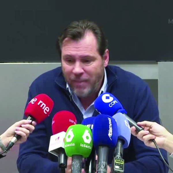 Spain minister says oppn spreading false train crash claims