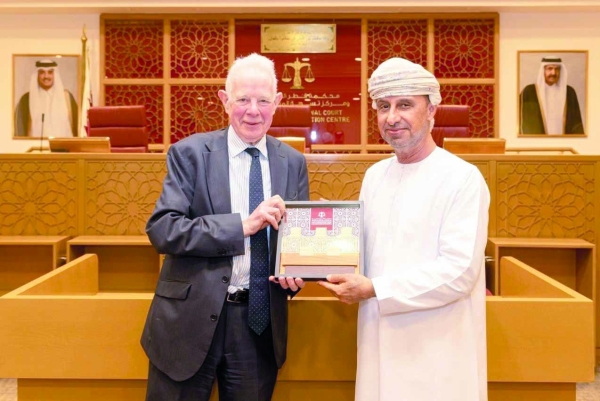 Oman, Qatar review legal cooperation