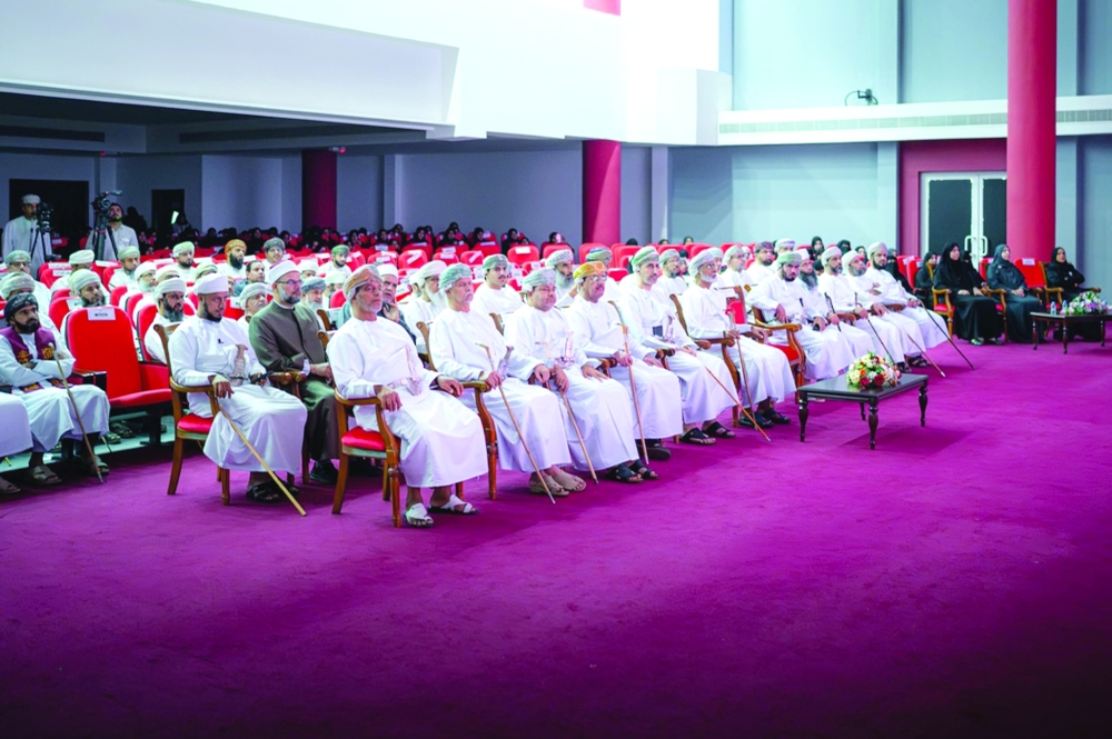 Shaikh Salem bin Mustahil al Mashani, Adviser at the Royal Court, led the ceremony.