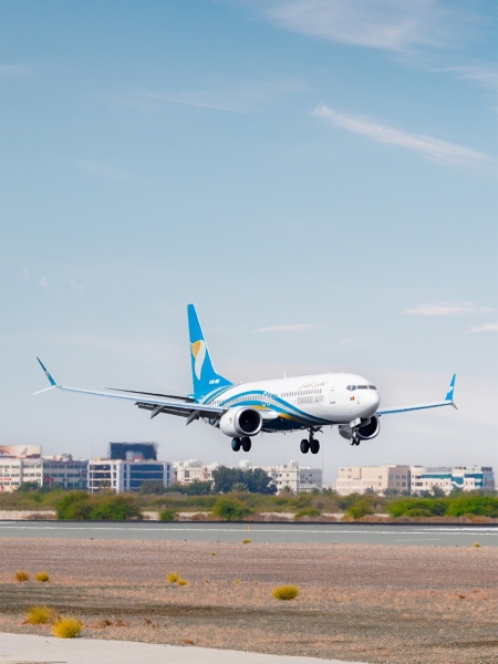 Oman Air receives new Boeing 737 MAX-8 aircraft