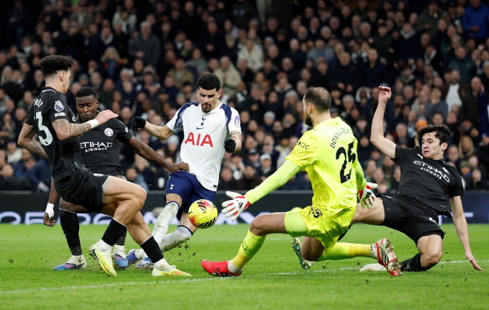   Tottenham Hotspur's Dominic Solanke scores their first goal 