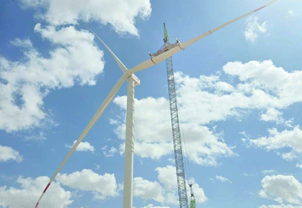 First wind turbine supplied by Goldwind being hoisted at the Riyah-2 site in PDO’s concession