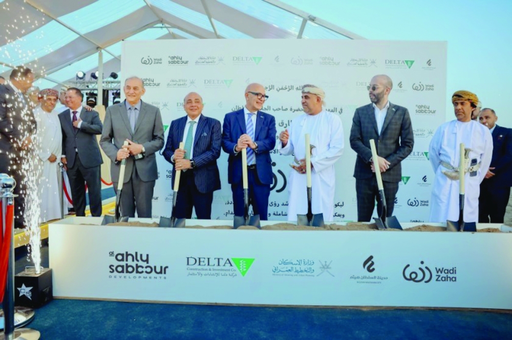 The project has achieved 101% of its 2025 sales target, reflecting strong market confidence.