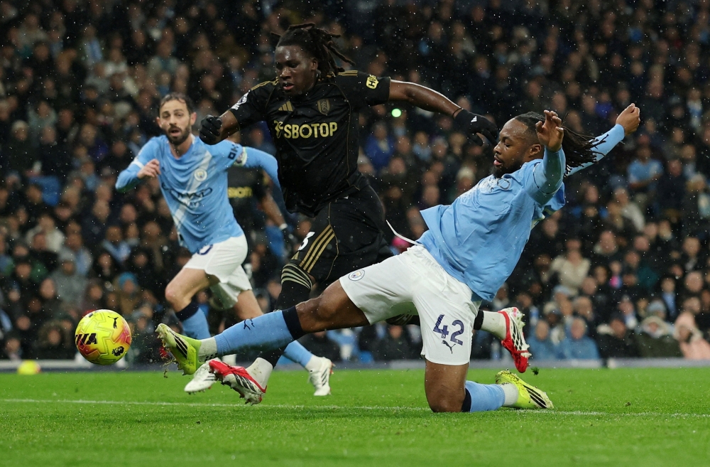   Manchester City's Antoine Semenyo scores their first goal  