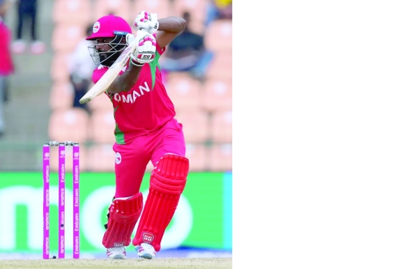 Shanaka powers Sri Lanka to 225 against Oman in Pallekele