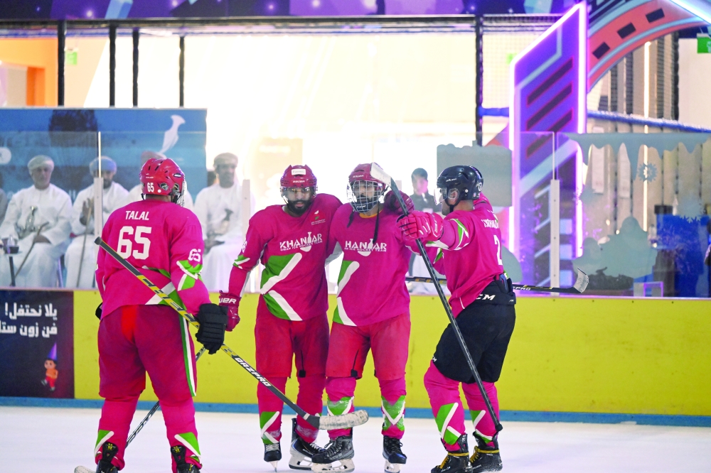 A fierce battle on the ice as Khanjar and Bahrain contest the final of the Oman Ice Hockey Championship 2026. — Abdulwahid al Hamadani