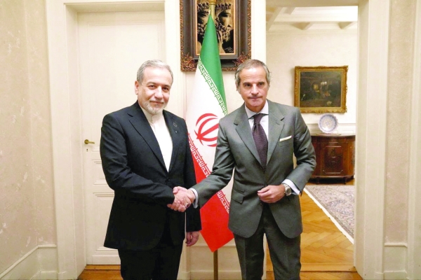 Iran FM meets IAEA chief ahead of nuclear talks