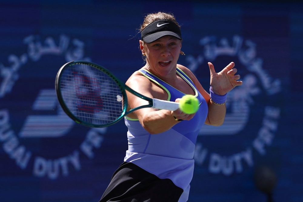 Amanda Anisimova of the U.S. in action 