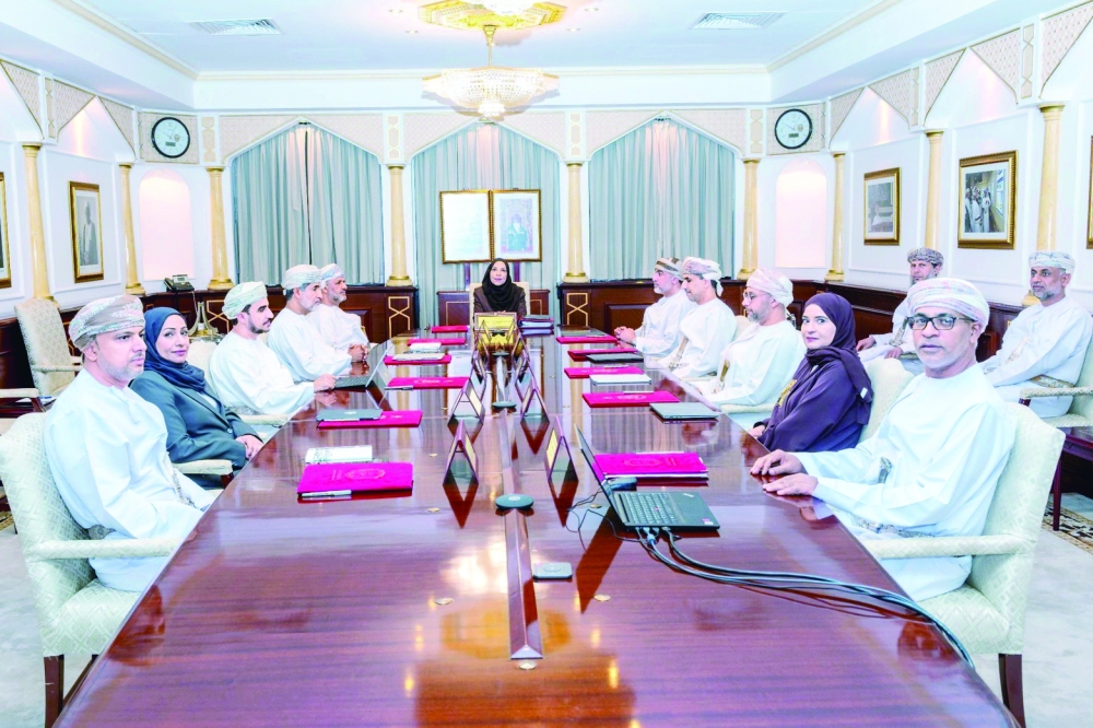 Dr Madeeha bint Ahmed al Shaibani chaired the meeting.