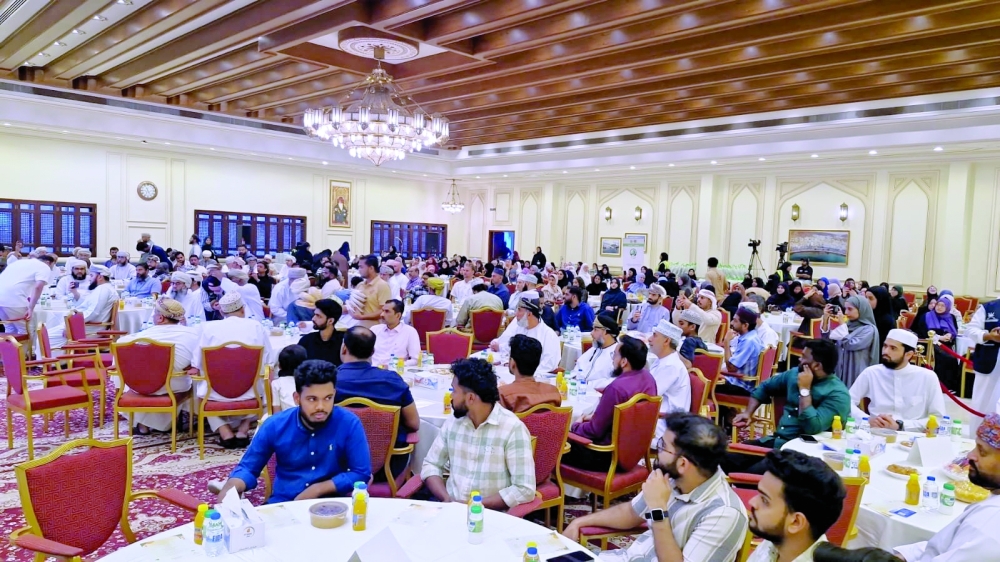 The gathering of brothers and sisters from different walks of life saw hundreds of people coming together in search of knowledge and information about islam.