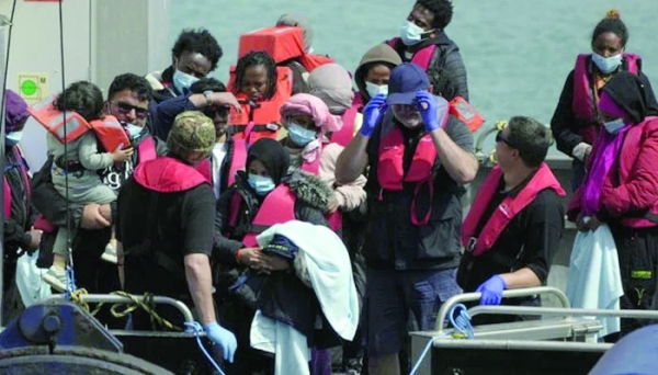 Asylum seeker claims in UK drop slightly in 2025