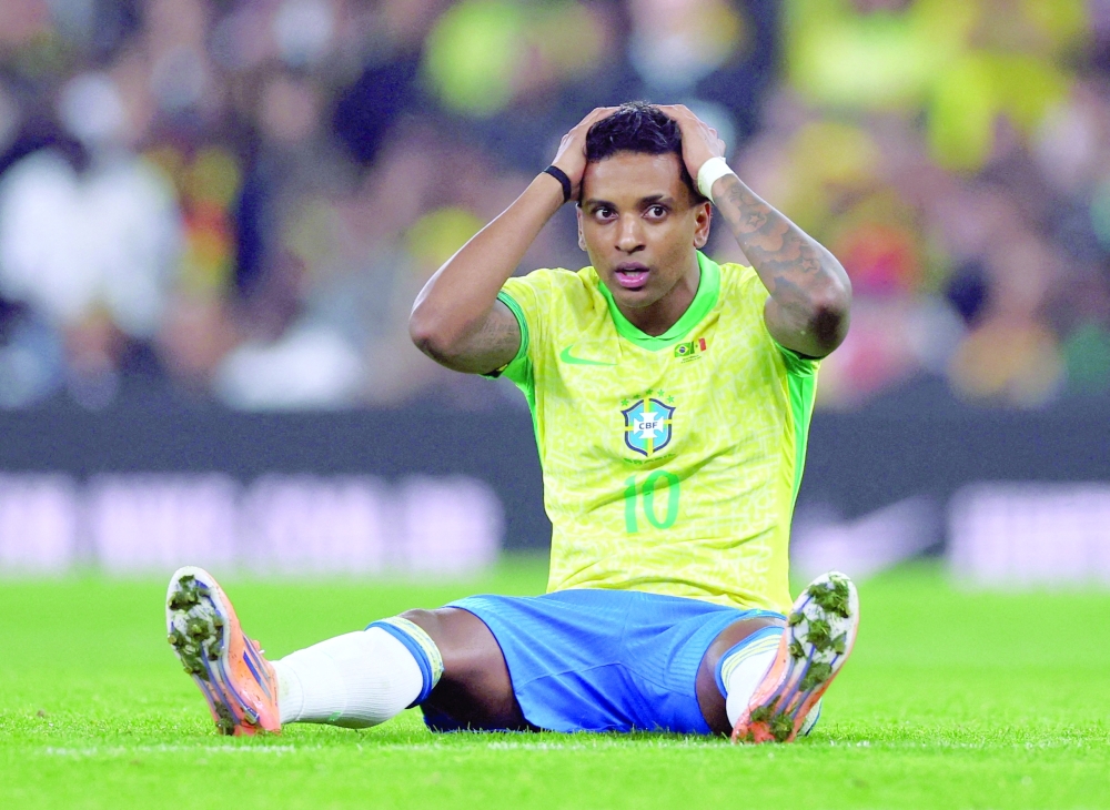  Real Madrid said Tuesday their winger Rodrygo has suffered a severe knee injury, and it is expected to keep him out of the World Cup with Brazil this summer.
"Following the tests carried out today on our player Rodrygo by Real Madrid's medical services, he has been diagnosed with a ruptured anterior cruciate ligament and a tear of the lateral meniscus in his right leg," said Los Blancos in a statement. — AFP