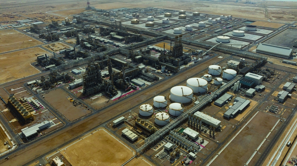 The availability of Oman crude is drawing interest from refiners seeking stable supplies.