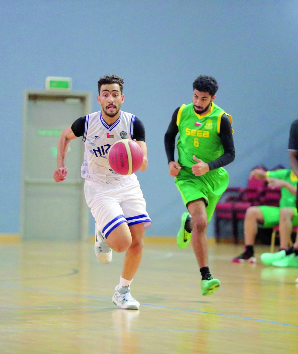 Nizwa and Seeb players in action during the Youth Basketball League. – Ammar al Musafir