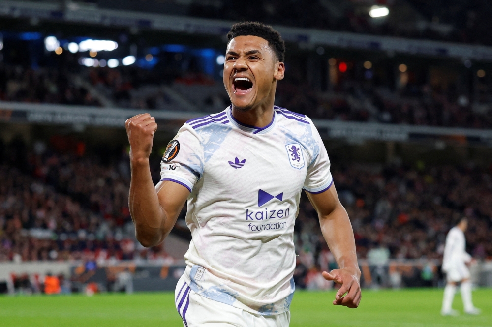 Aston Villa's Ollie Watkins celebrates scoring their first goal