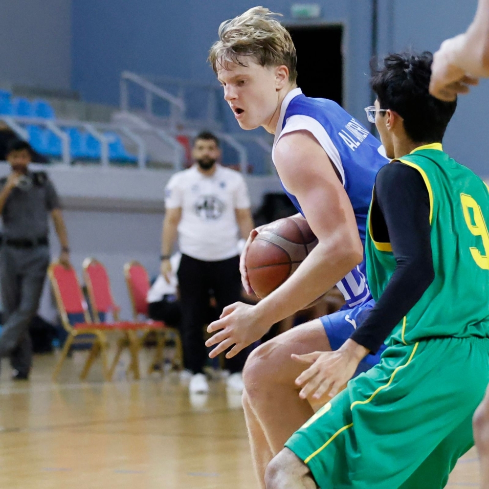   The match between Seeb Club and  Al Amerat, photos by Ammar al Musafir