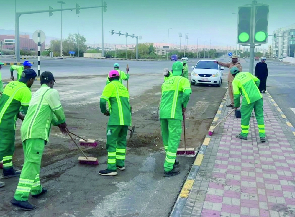 Muscat Municipality emphasised that its efforts are driven by a commitment to public safety and the swift restoration of normal conditions.