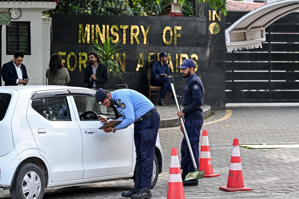 PAKISTAN-WAR-IRAN-US-ISRAEL-DIPLOMACY