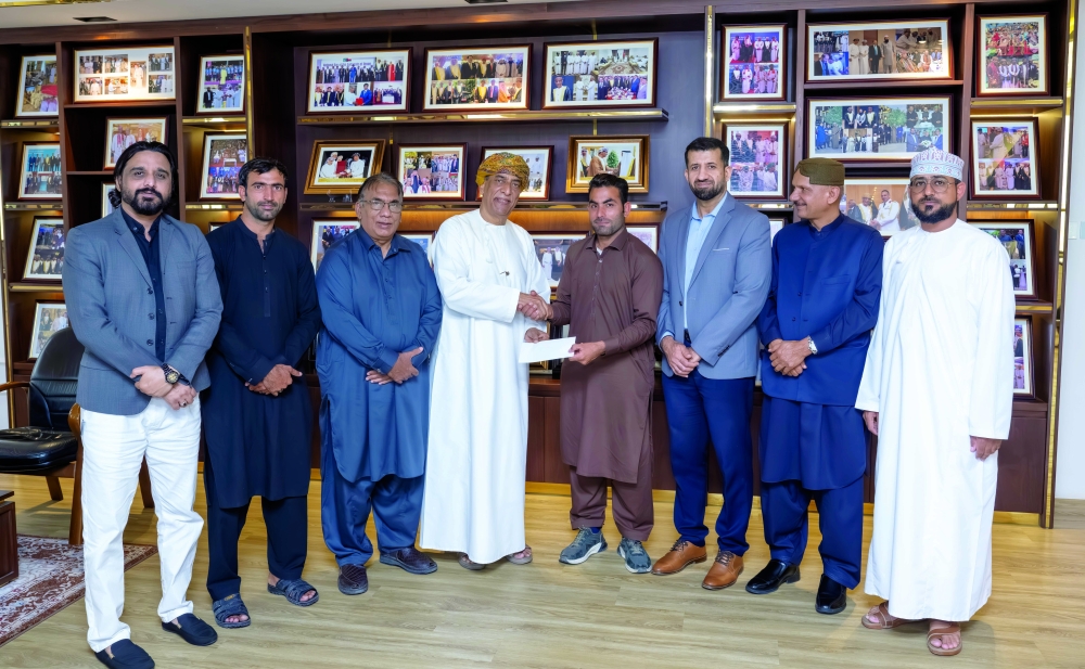 The Pakistan Social Club (PSC) organised a special ceremony to honour Khan, whose extraordinary act of bravery saved the lives of two.