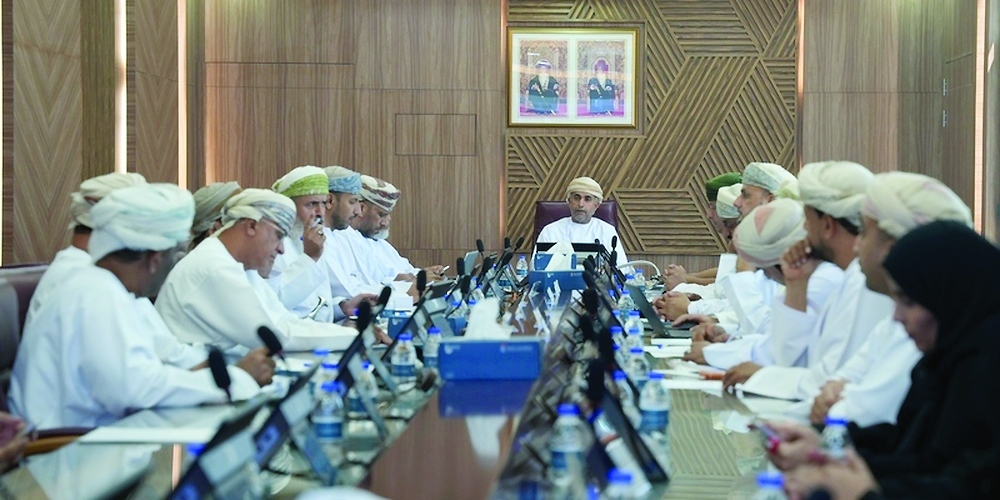 Al Sharqiyah South Council discusses development projects