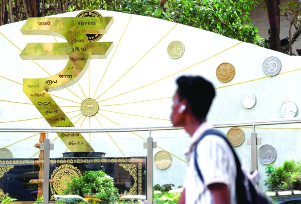 War forces Asian economies to confront sliding currencies