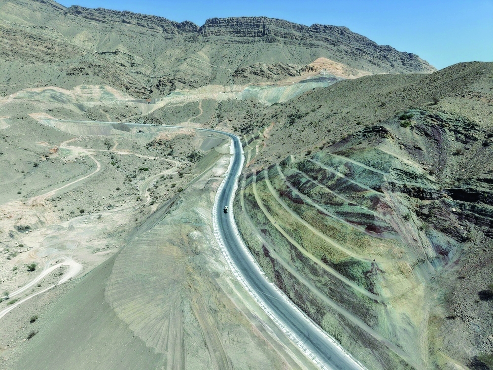 The project costs exceed RO 13 million
and spans 9 kilometres.