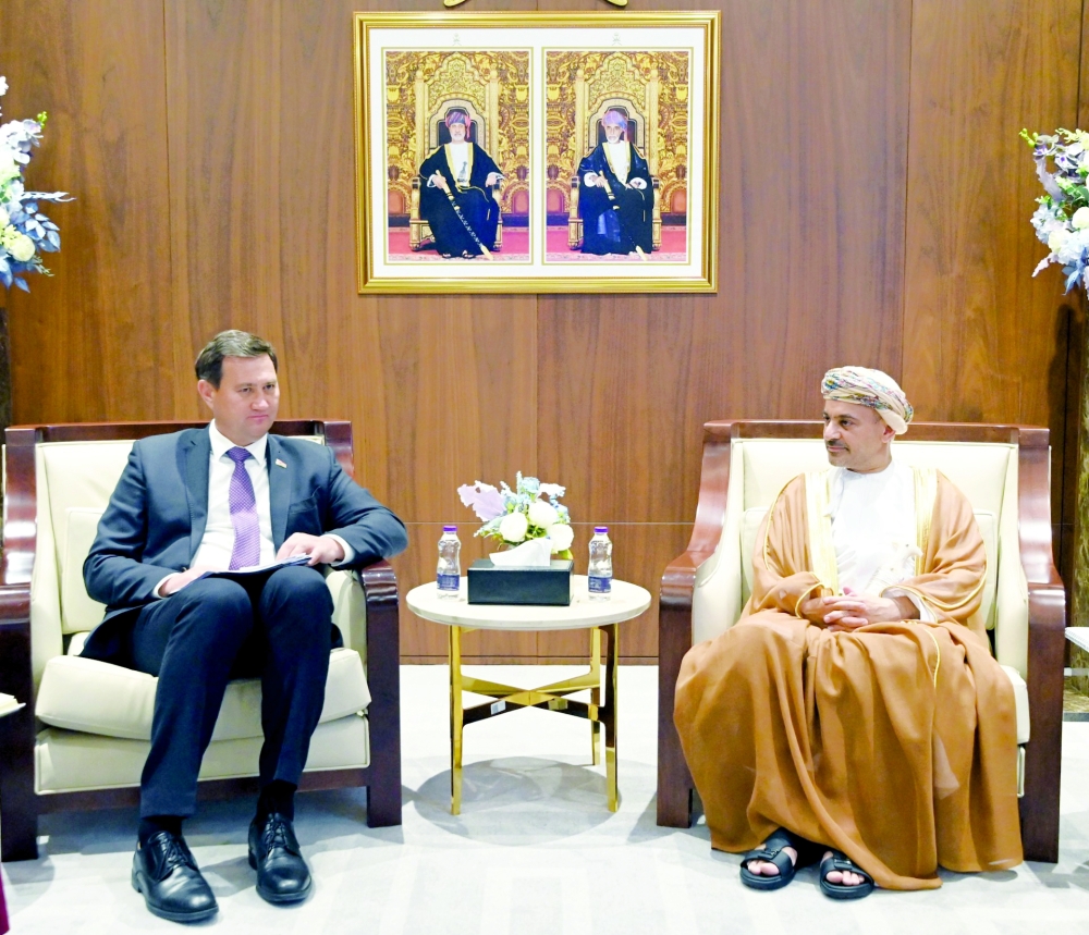 Sayyid Anwar Hilal Al Jabri with Maxim Ryzhenkov