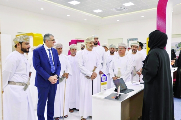Employment exhibition kicks off in Al Buraimi