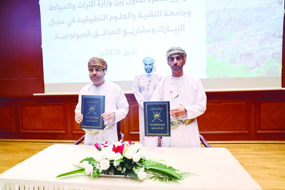 The memorandum was signed by Eng Ibrahim bin Said al Kharousi, Under-Secretary of the Ministry of Heritage and Tourism for Heritage, and Dr Said Hamad al Rubaie, Vice-Chancellor of UTAS.