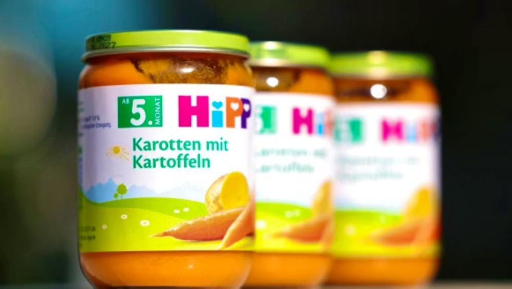 Hipp baby food jars on a table. Photo: Tobias Steinmaurer/APA/dpa
Keystone