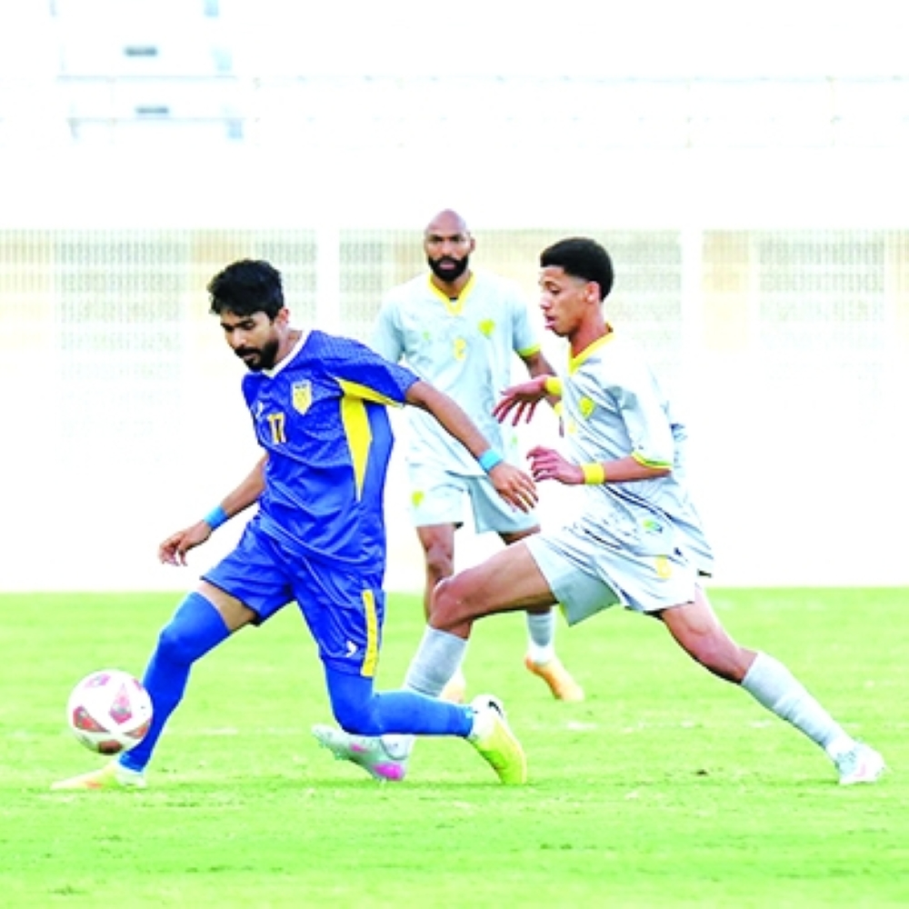 A moment from the Al Khabourah-Bahla clash, which ended 0-0.