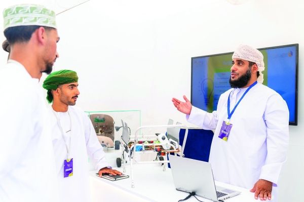 Scientific Forum opened in Al Musannah to boost research and entrepreneurship