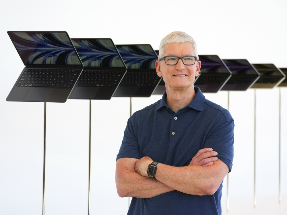 APPLE LEADERSHIP 3