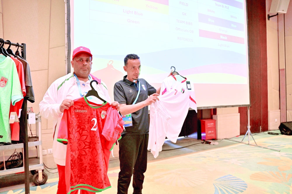 Technical meeting for the beach soccer competition.