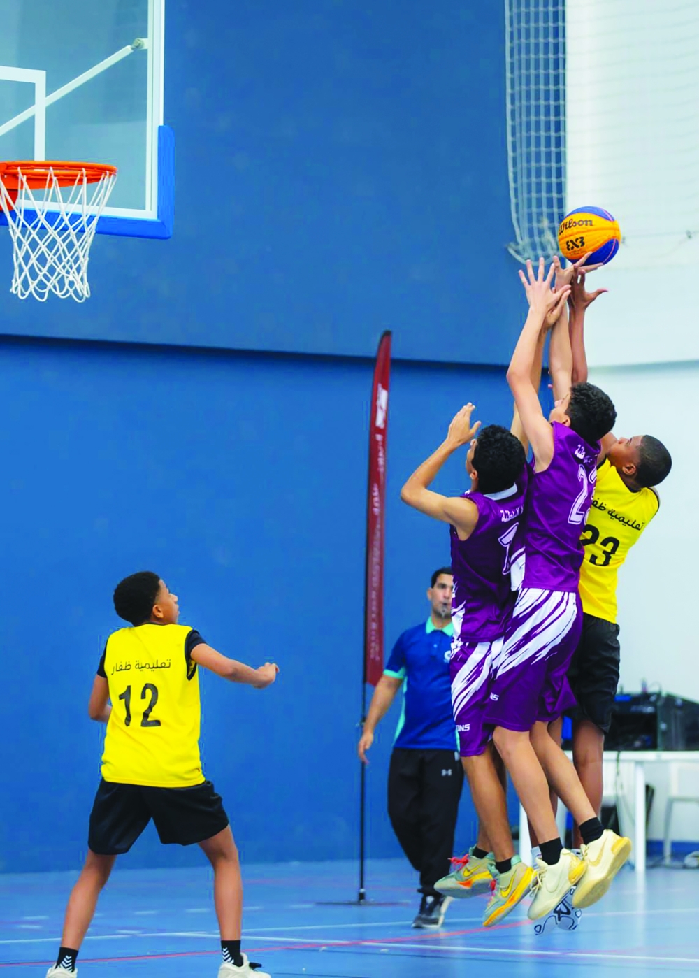 Third and fourth place match between Dhofar and Al Batinah North.