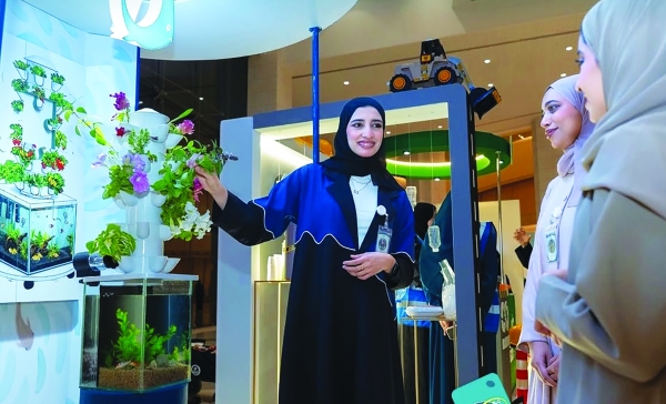 Student company develops smart hydroponic system