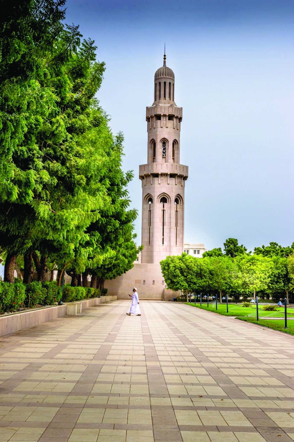 Emmy Culianez reflects on the photographic image in Oman before she captures it.