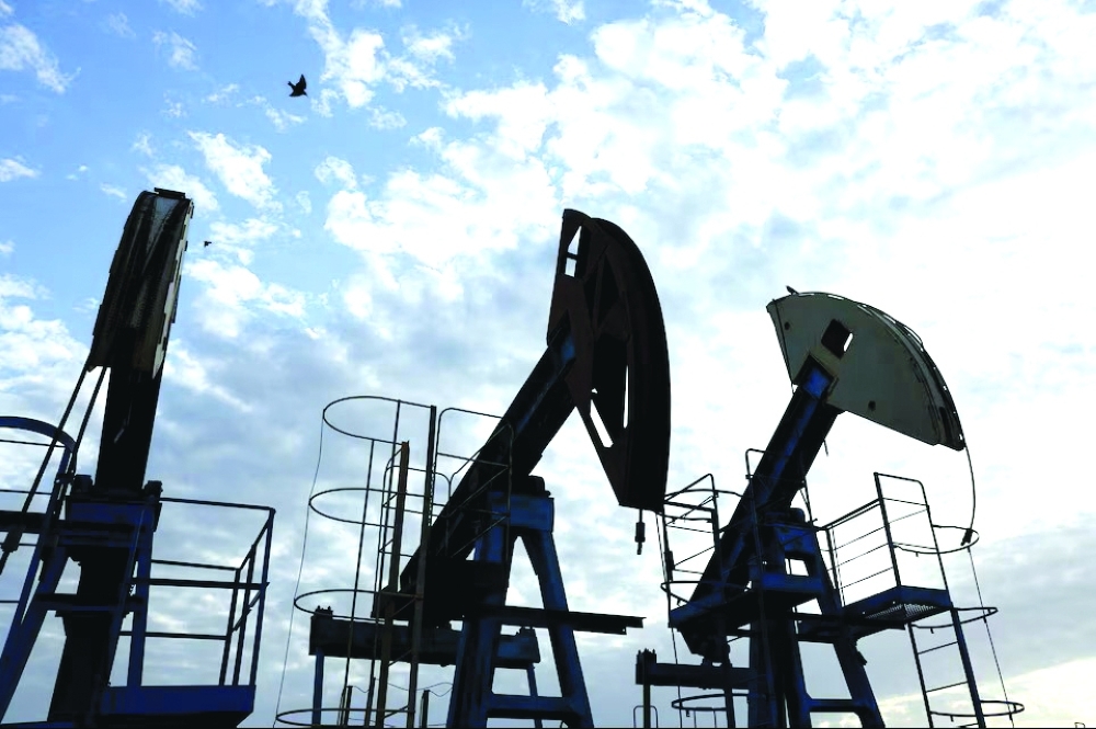 Global oil price hits 4-year high on concern of US-Iran war escalation