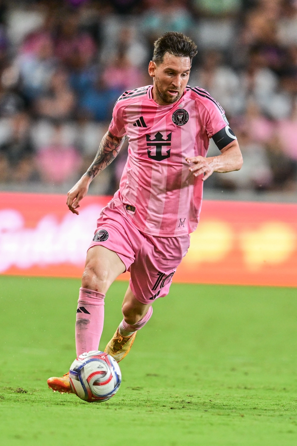 Inter Miami's Argentine forward #10 Lionel Messi controls the ball