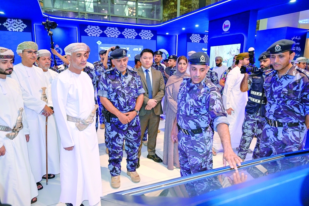 The week-long Unified GCC Traffic Week 2026 began under the slogan 'Cross Safely'.