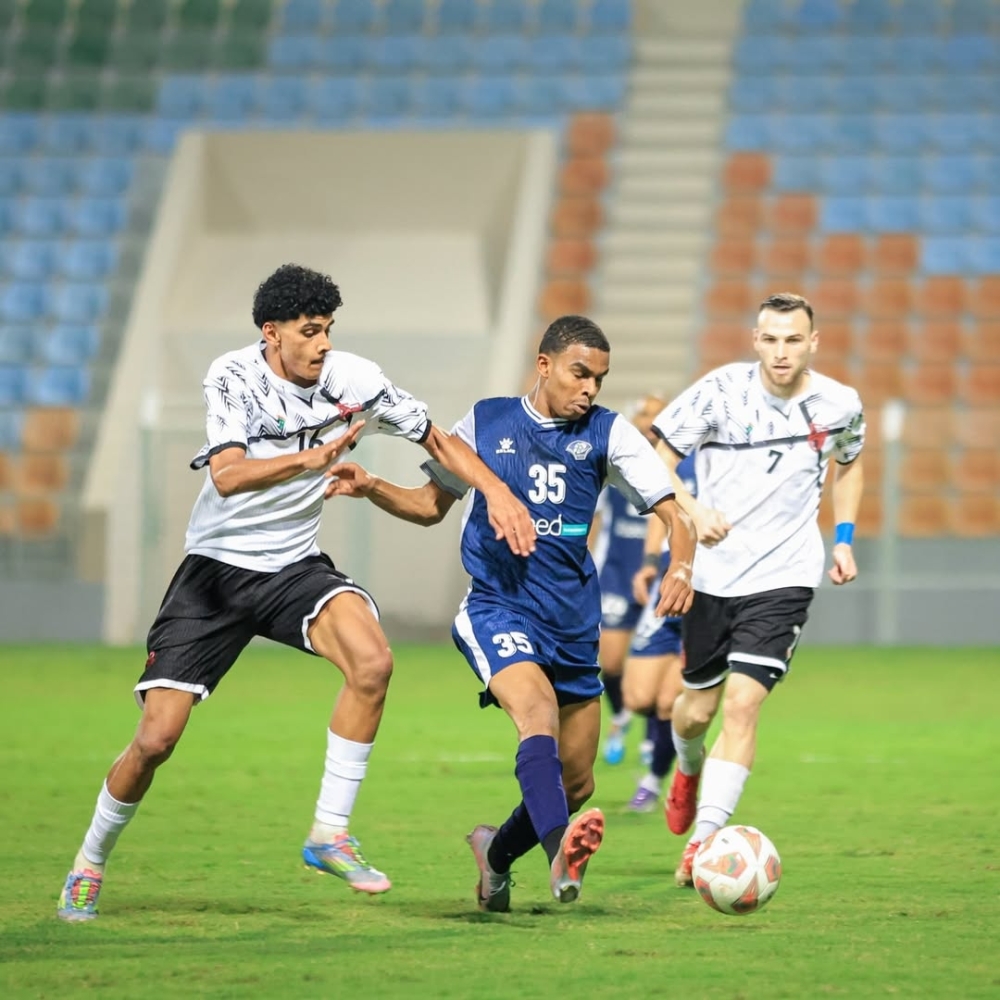 A moment from the Al Shabab-Al Rustaq clash at Seeb Stadium.