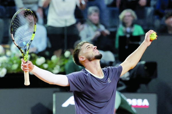 Prizmic stuns ailing Djokovic at Italian Open