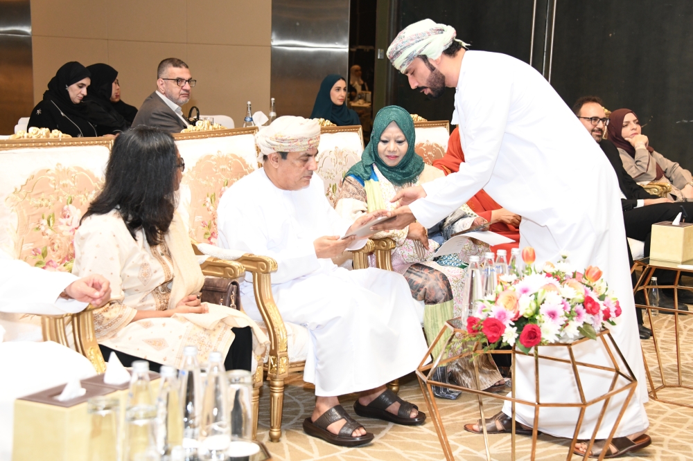 The goal was to assess the effectiveness of child-friendly education approaches across Oman’s school system.