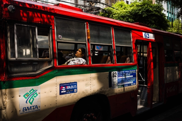 Thailand to cut visa-free stay to 30 days for tourists