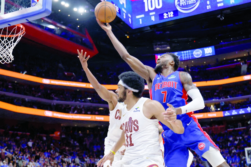 Detroit Pistons forward Paul Reed (7) shoots over Cleveland Cavaliers center Jarrett Allen (31) in the second half during game five of the second round of the 2026 NBA Playoffs at Little Caesars Arena. — Imagn Images