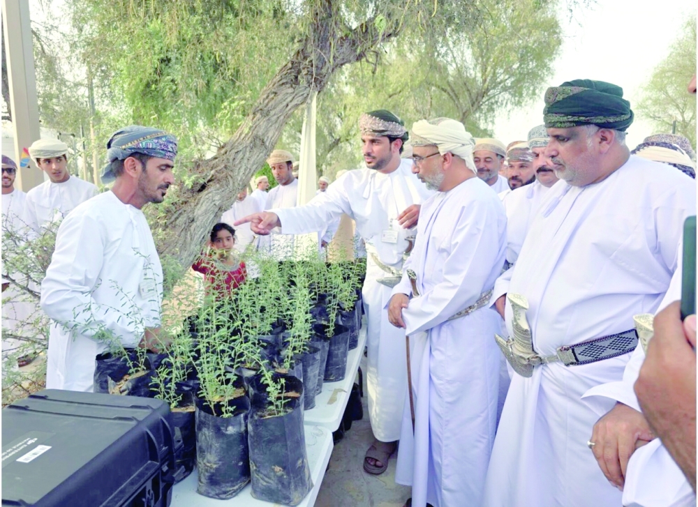 Dr Yahya bin Badr al Maawali inaugurated the Ghaf Park.