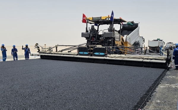 Transport Ministry launches Oman’s first AI Asphalt Paving Tech in Dhofar
